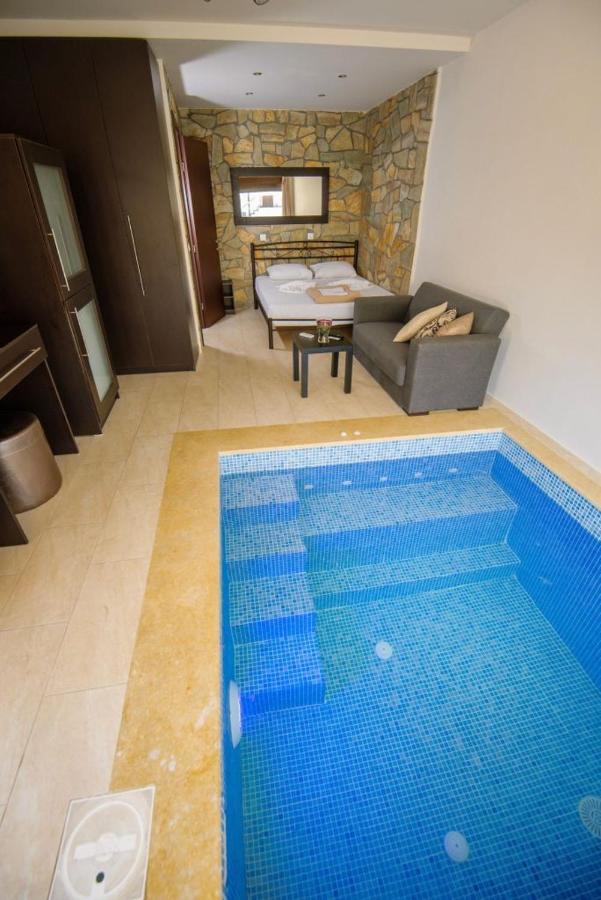 Stone Suites Pefkochori Exteriör bild